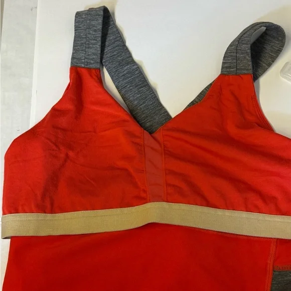 Lululemon Athletica Red and Gray Active Top with Built in Bra Size 12 - Picture 3 of 4